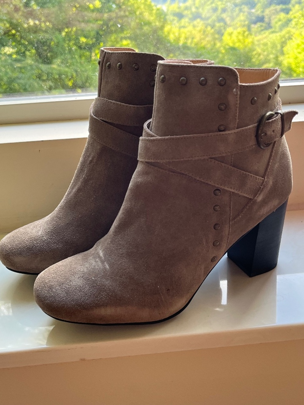 NWB Taupe Suede  Ankle Booties